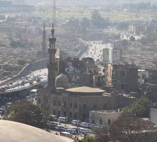 Blick auf Kairo (Straßenverkehr)