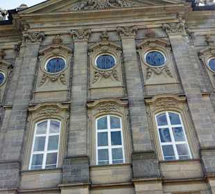 Hauptgebäude