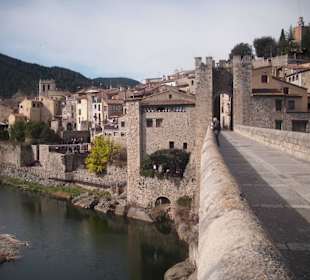 Alte Brücke Besalu