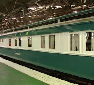 Ein alter Zug im Museum