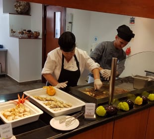 Live cooking