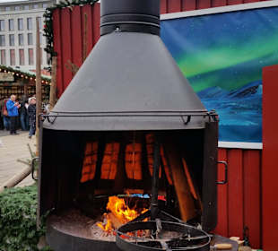  Kassel Weihnachtsmarkt  Räucherofen