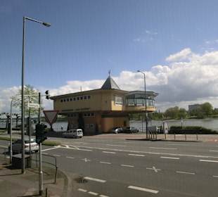 Restaurant am Rheinufer
