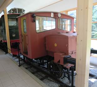 Alte Rangierlok der Flam Bahn