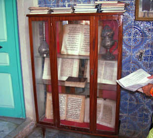 Sammlung von Koran-Ausgaben