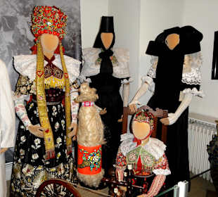 Bückeburger Trachten