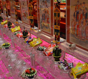 Buddha Tooth Relic Temple