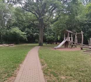 Beutwang Spielplatz Neckarhausen