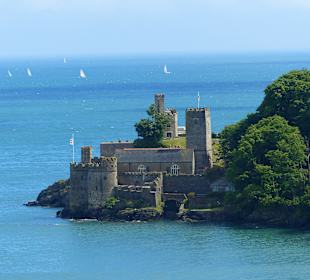 Auf das Dartmouth Castle