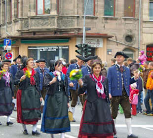 Umzug Michaeliskirchweih in Fürth