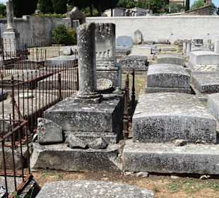 Auf dem jüdischen Friedhof von Saint-Pierre