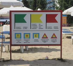 Schild am Strand