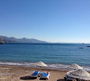 Ruhiger Teil des kleinen Strandes von Turunc
