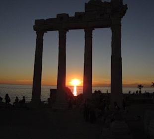 Sonnenuntergang vor Apollontempel