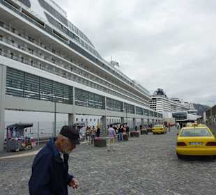 Funchal, kleiner Hafen, tolle Insel