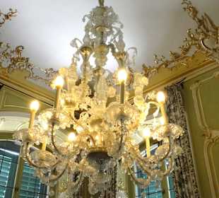 Kronleuchter im Papageienzimmer