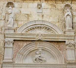 Wunderschönes Portal