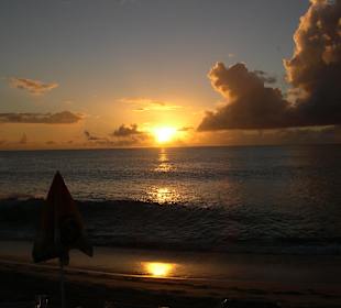 Sunset am Maho Beach