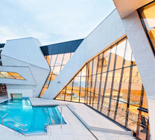 Thermal-Außenbecken der Kärnten Therme