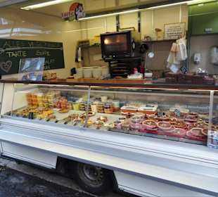 Eindrücke vom Wochenmarkt am Goldbekufer