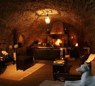 Die Sayn Burg  - Restaurant & Location