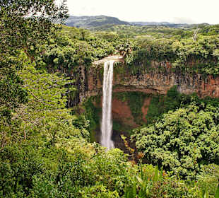 Cascade Chamarel