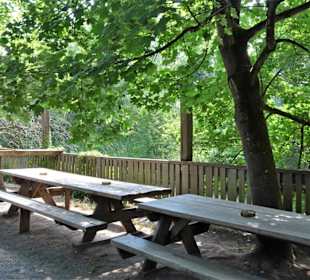 Impressionen aus dem Biergarten Obere Mühle