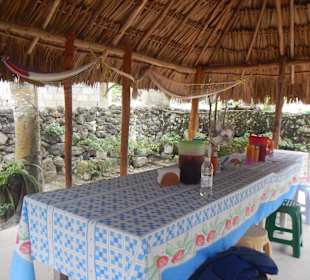 Bei einer Maya - Familie. 