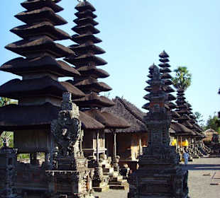 tempel auf bali
