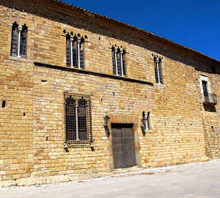 Altstadt Peratallada - Plaça de les Voltes 