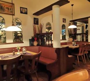 Blick in die Gasträume des Restaurant Mykonos