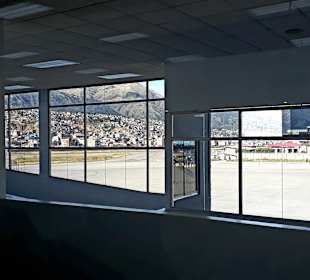 Aeropuerto Alejandro Velasco Astete