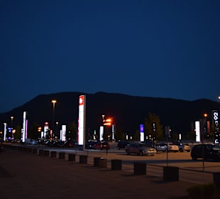 Außenansicht Parkplätze
