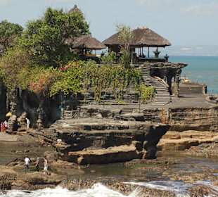 Schöner Tempel im Meer