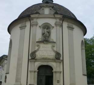 Johannes-Nepomuk-Kapelle, Kornmarktstraße