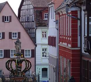 Schöner Brunnen - Kaiser Karls VI Säule