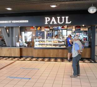 Café & Patisserie Paul Flughafen Lyon