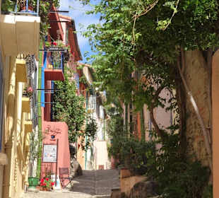 Frühling in der Altstadt von Collioure