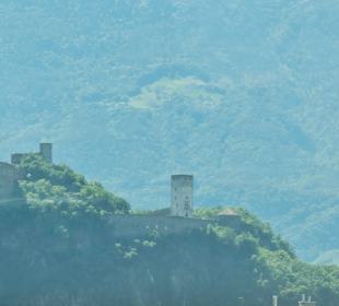 Blick zum Castel Firmiano (Schloss Sigmundskron)