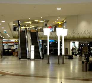 Ladenzeilen des Weserparks