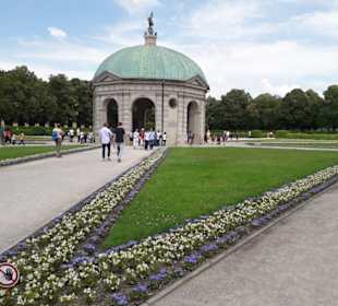 Hofgarten Tempel