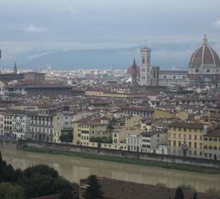 Ausblick auf Arno und Altstadt