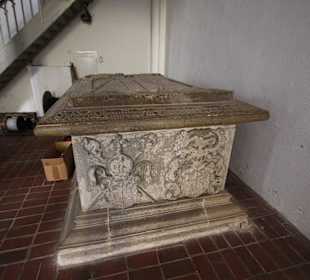 Grabmal der Bischöfe Christoph und Georg