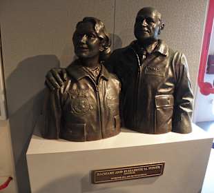 Intrepid Flugzeugträger