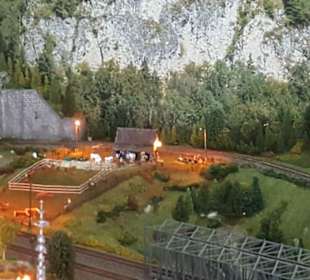 Pferdehof mit Kirche