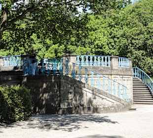 Grotte im Schlosspark
