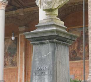 Kaiser Wilhelm I. vor der Trinkhalle