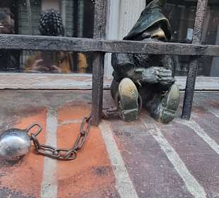 Im mittelalterlichen Gefängnis.