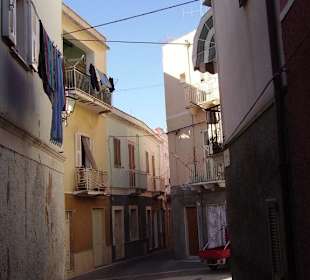 Tipiche stradine del paese