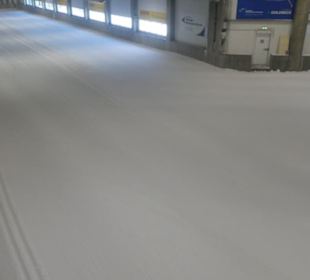 Die LOTTO Thüringen Skisport-HALLE bei ca. - 3 °C